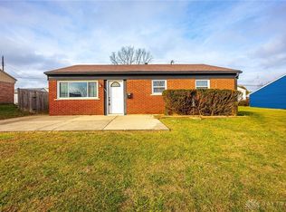141 Locust Dr, Fairborn, OH 45324