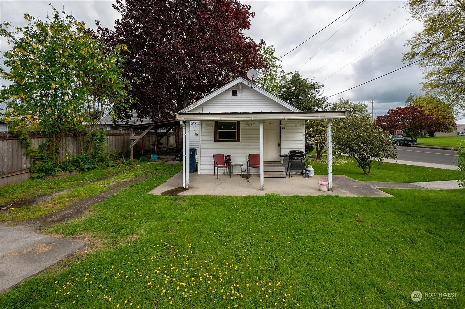 118 S Harkness Street photo 1