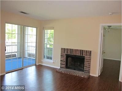 Living Room w/ Fireplace