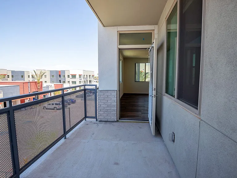 Vista Ridge Apartments — Photo 34