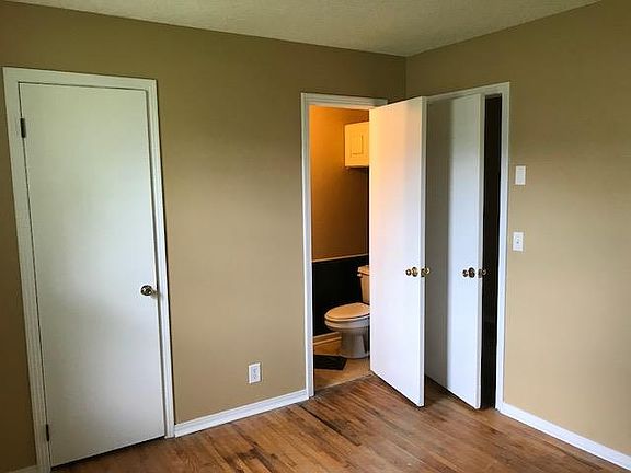 5th image of 714 Kent Dr APT A