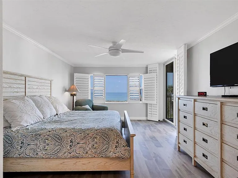 4325 Gulf Of Mexico Dr #208 — Photo 23