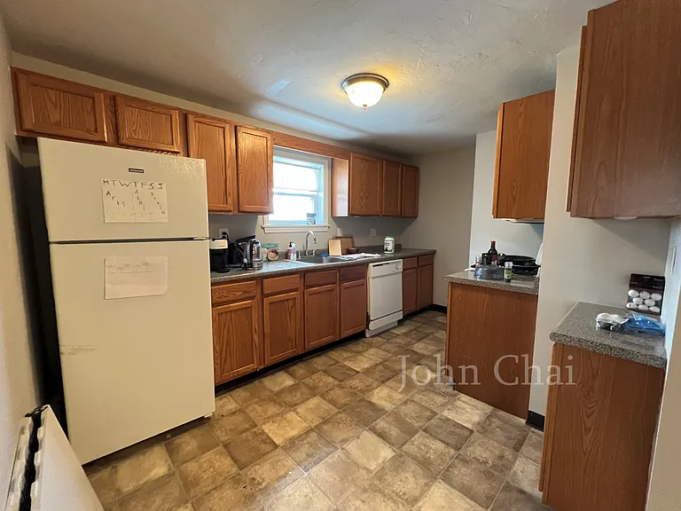 21 Mansfield St #2 — Photo 38