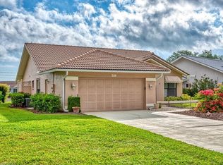421 Kings Way, Naples, FL 34104