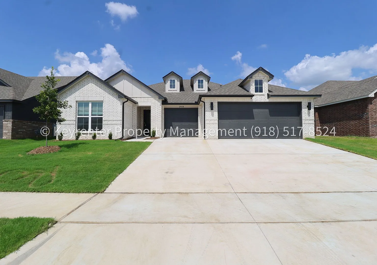 Stunning New Construction Simmons Home - 5 Bed 3 Bath - Move In Ready! — Photo 2