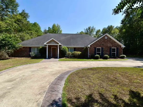 153 Deerfield Dr, Ruston, LA 71270