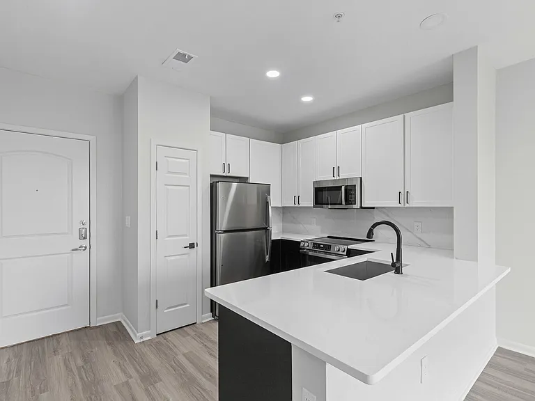 Broadstone on Trinity — Photo 45