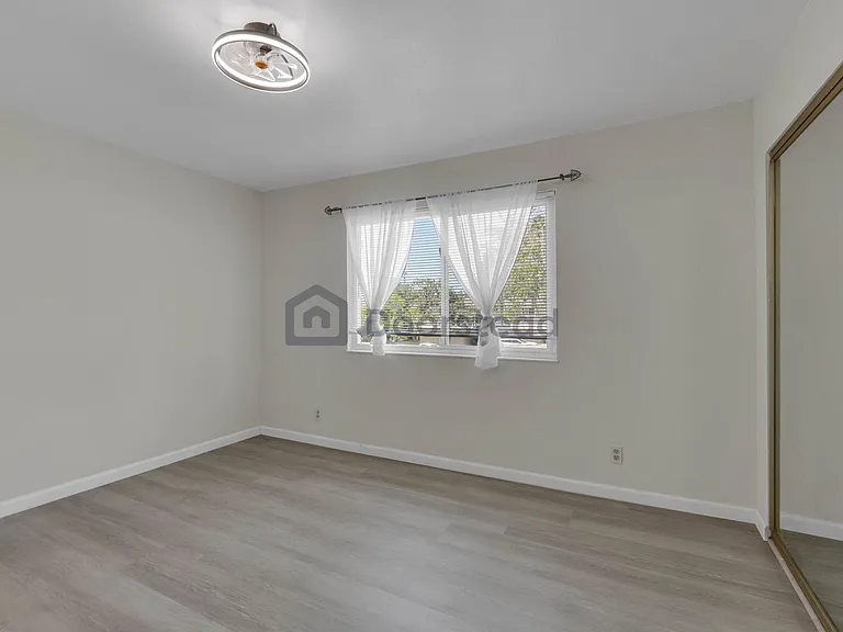 58 Fountainhead Ct — Photo 19