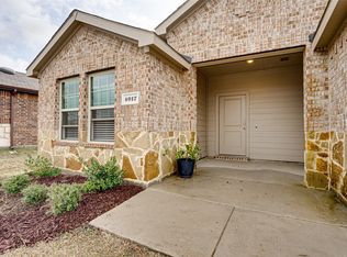 4017 Black Canyon Dr, Forney, TX 75126