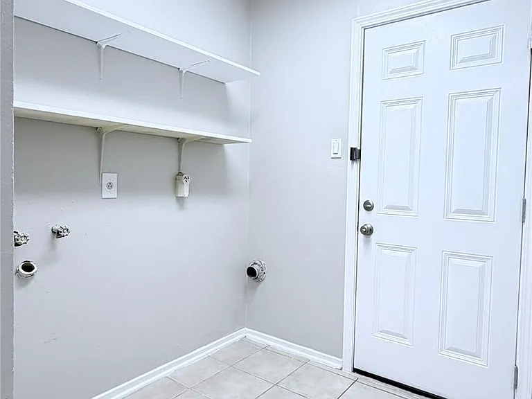 11119 Atwell Dr — Photo 12