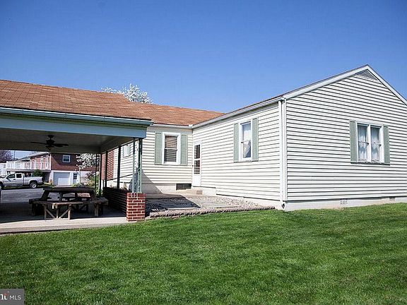 4th image of 46 Jeffrey Dr