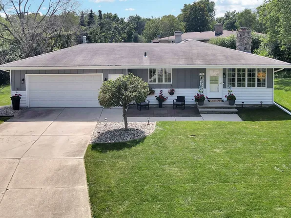 700 Miller Lane Ct, Kaukauna, WI 54130
