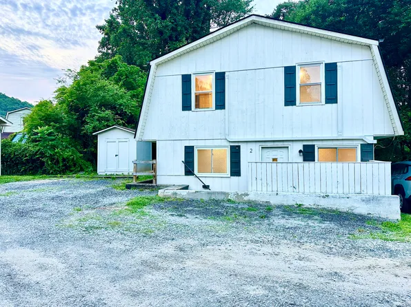 1012 Montreat Rd, Black Mountain, NC 28711
