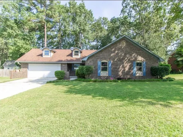 226 Smythe Dr, Summerville, SC 29485