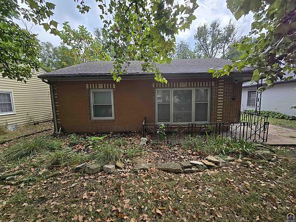 4th image of 810 SW Orleans St
