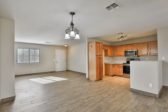 17420 W Calavar Rd — Photo 7
