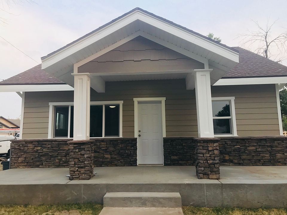 Charming new front porch!