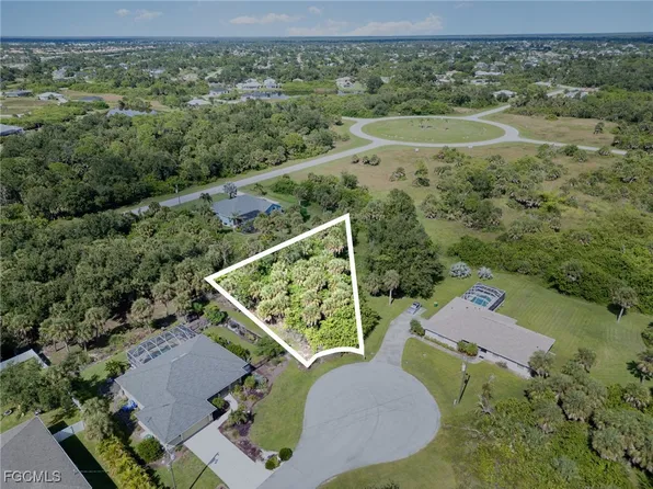 254 Spring Dr, Rotonda West, FL 33947