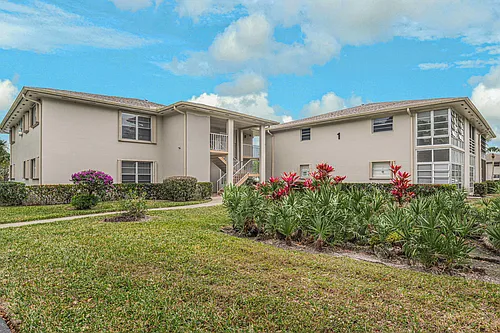 1 Lake Vista Trl Photo 1
