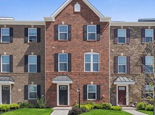 119 Sample Ln, Cranberry Township, PA 16066