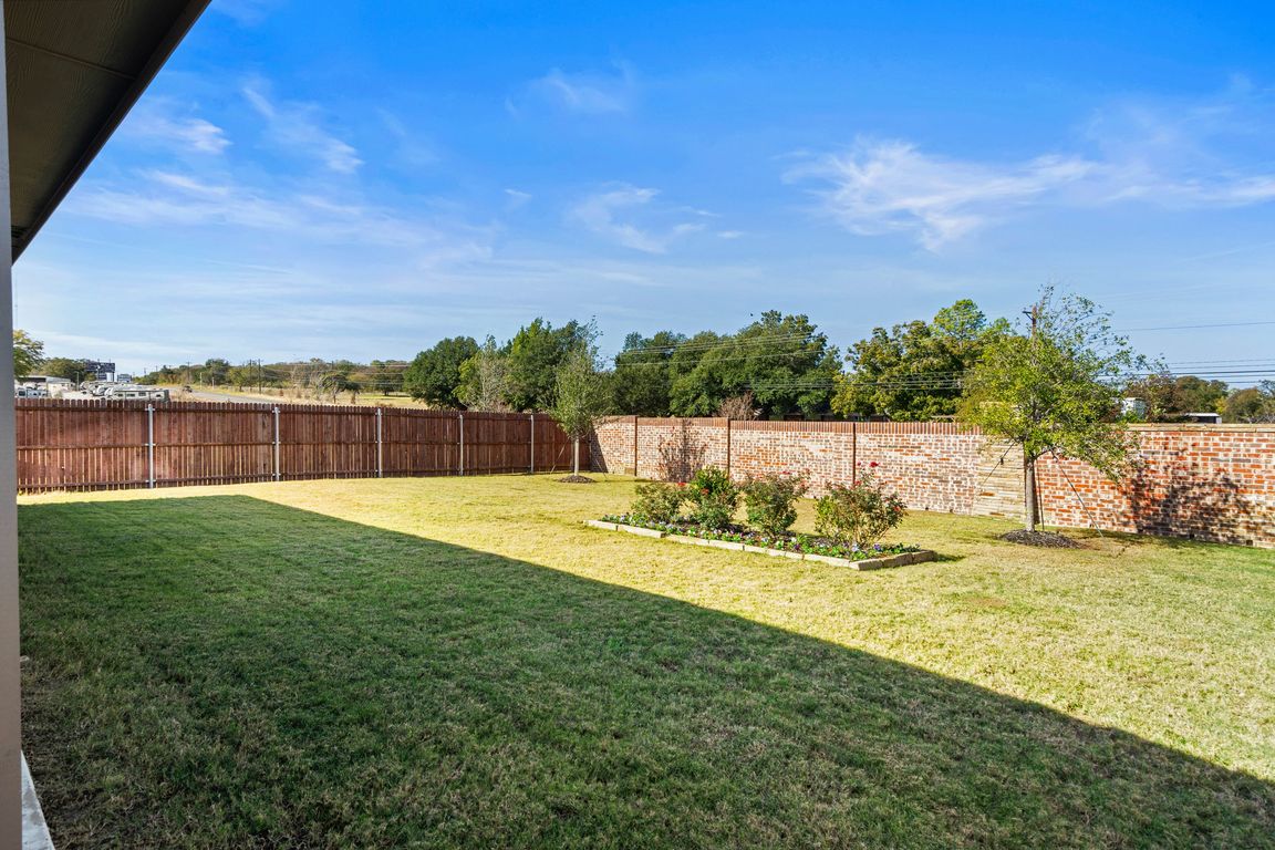 Covey Homes Azle_Interior-47