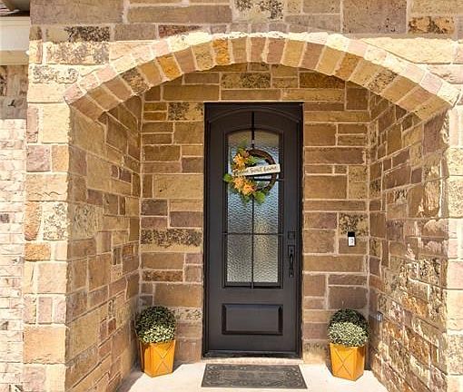 2nd image of 6834 Cedar Elm Dr