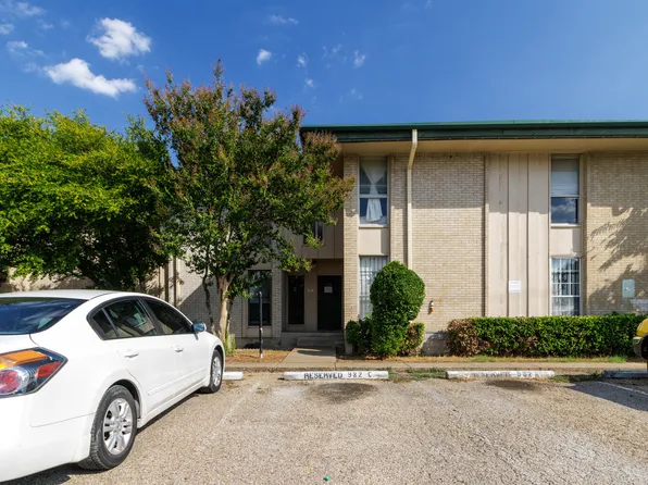 982 S Weatherred Dr #C, Richardson, TX 75080
