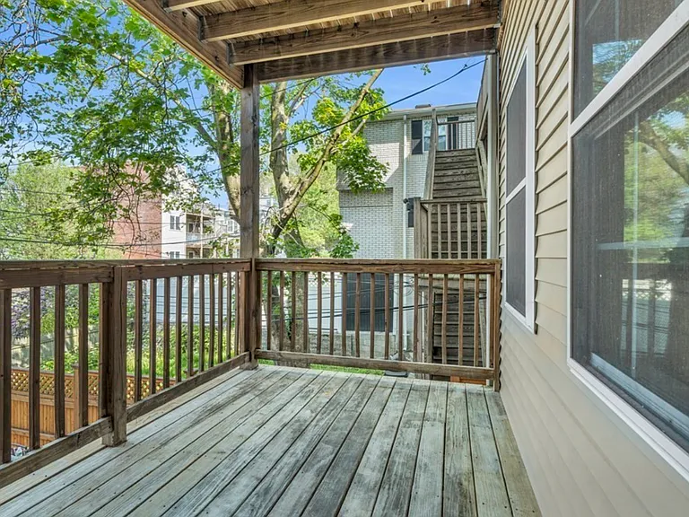 55 Gates St #1 — Photo 10