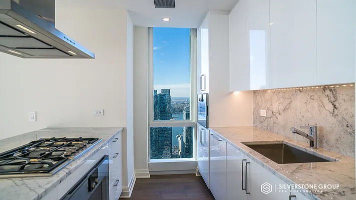 Rented by Silverstone Group USA Corp. | media 16