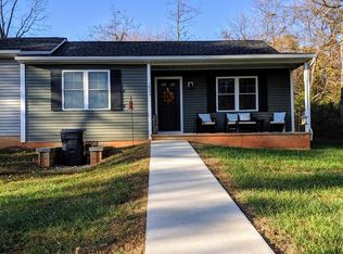 1823 Forest Rd, Bedford, VA 24523