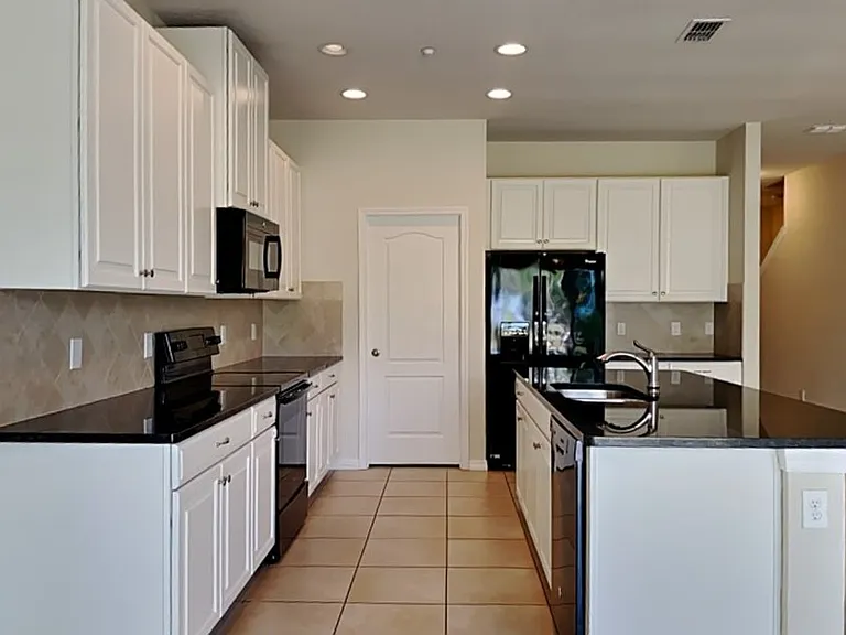 7503 Aloma Pines Ct — Photo 3