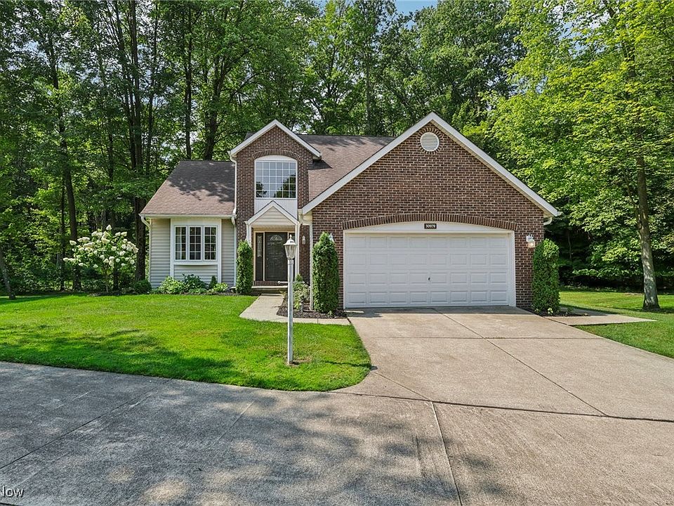 1st image of 30979 Sassafras Ln #11