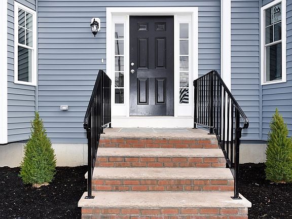 2nd image of 210 Washington St #1