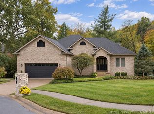 2605 Clearstream Court, New Albany, IN 47150
