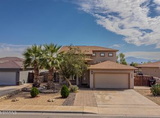 5606 Ireland Dr, Sunland Park, NM 88008