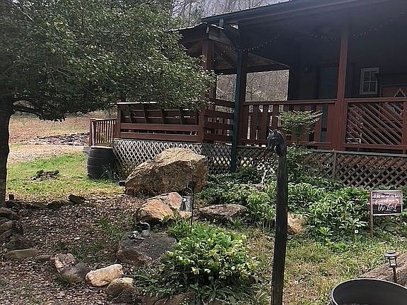 4th image of 92 Ox Bow Ln