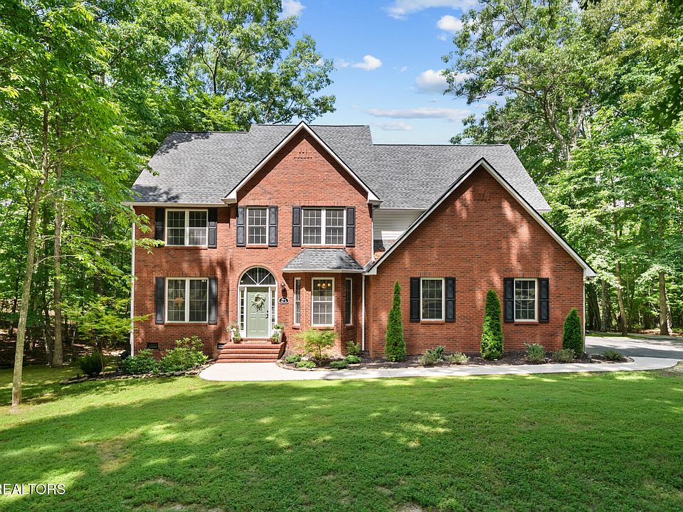 1st image of 1001 Forest Dr