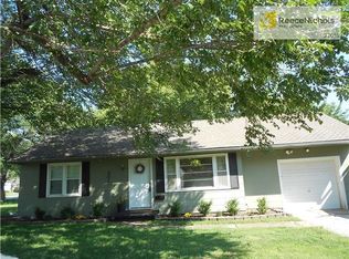 201 NE Beacon Ave, Lees Summit, MO 64063