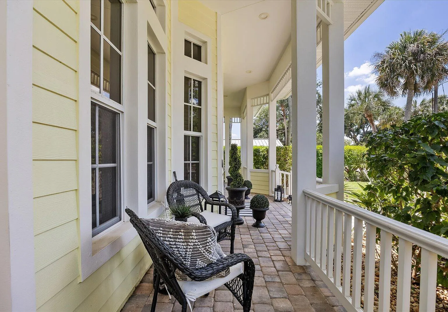 4 bed, 3475 sqft, $12,000 — Photo 3