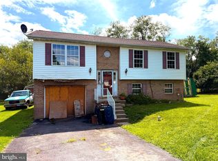 104 Arbutus Ln, Martinsburg, WV 25405