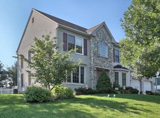 48 E 4th Ave, Lititz, PA 17543