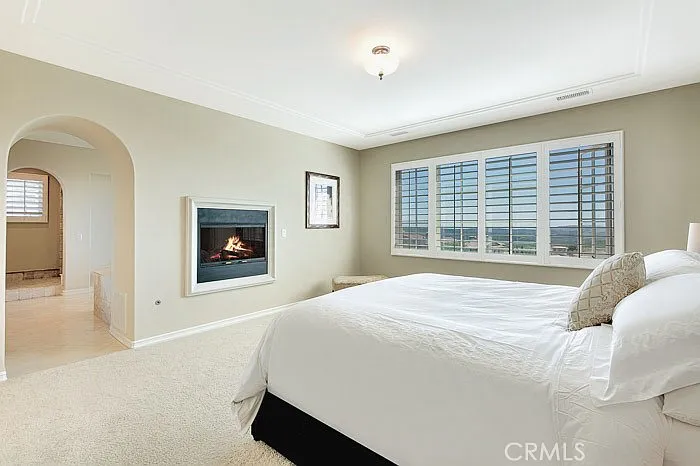 4 Highpoint — Photo 29