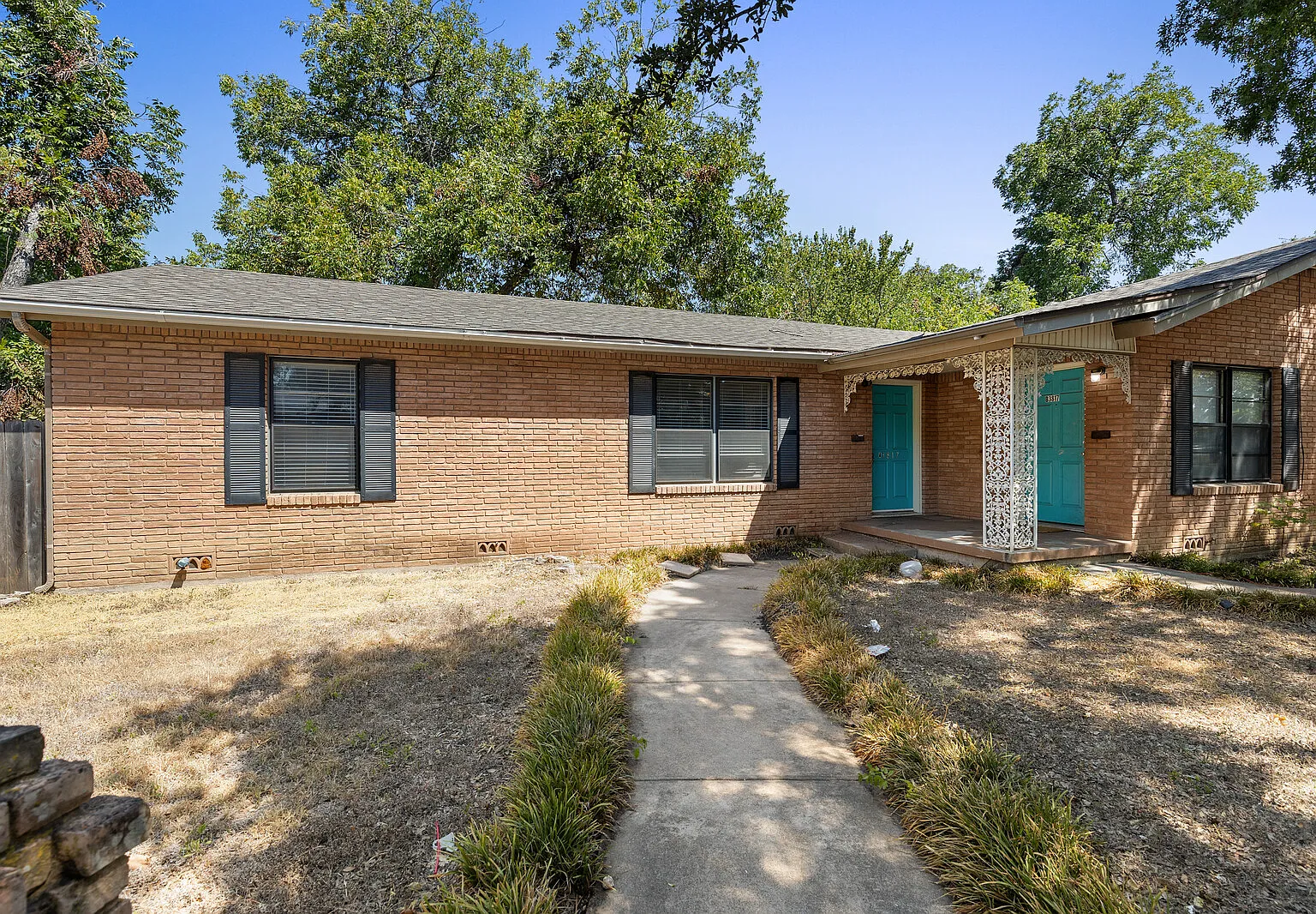 3817 Parkwood Street - A — Photo 1