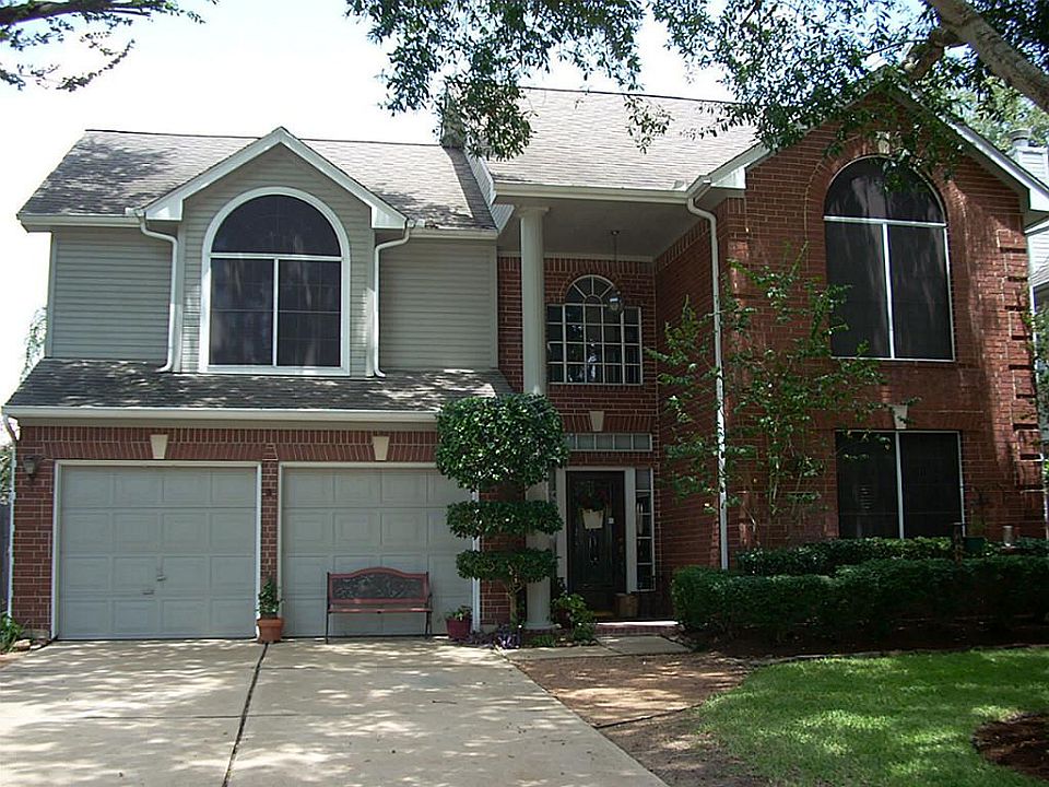 1st image of 14810 Cedar Isle Dr