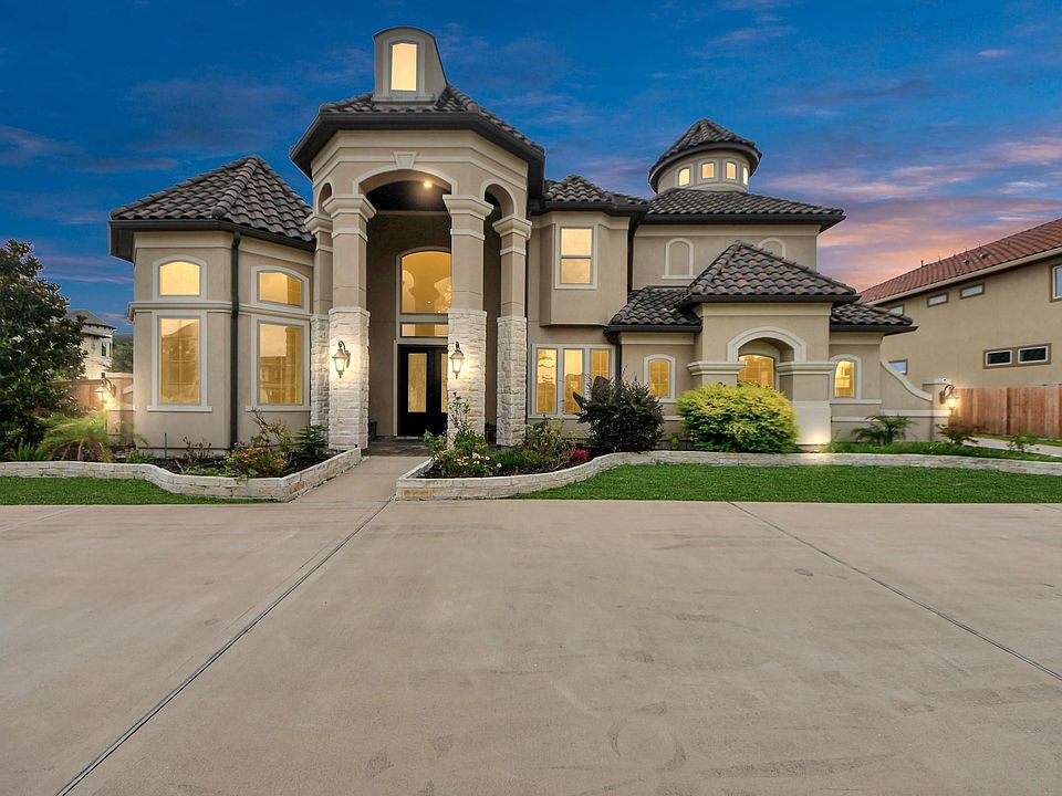 1st image of 18111 Dockside Landing Dr