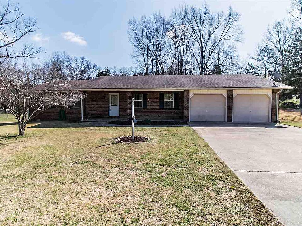 1st image of 2622 Fox Dr
