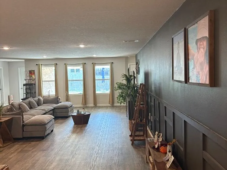 3483 Sparco Dr — Photo 5