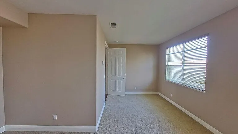 1692 Woodhaven Cir — Photo 22