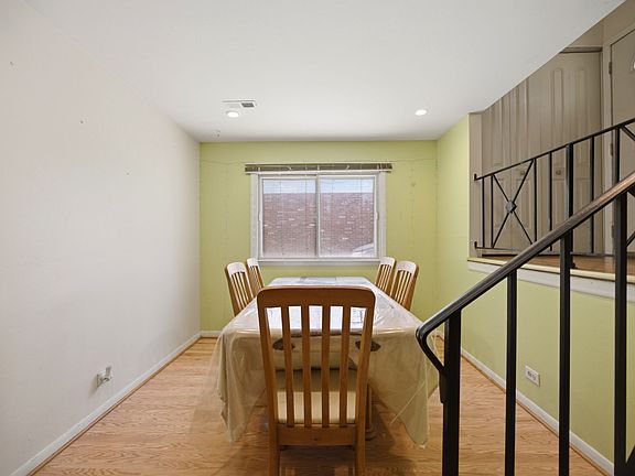 5th image of 1142 Brighton Pl