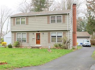 66 Nathan Hale Rd, Middletown, CT 06457